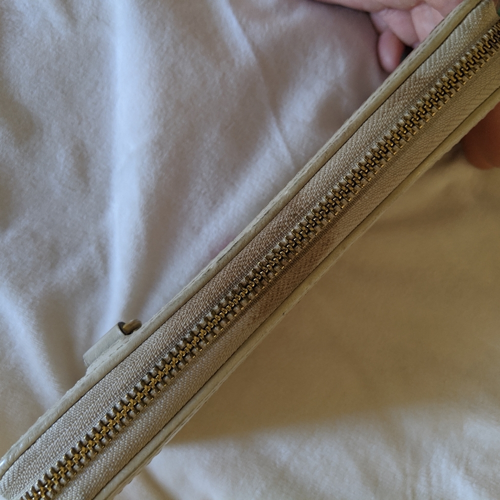 Coach Signature Accordion Zip Wallet - Picture 2 of 5